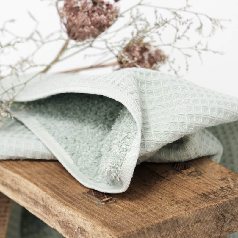 Almohadilla de nido de abeja con reverso de rizo verde - Maison Klem